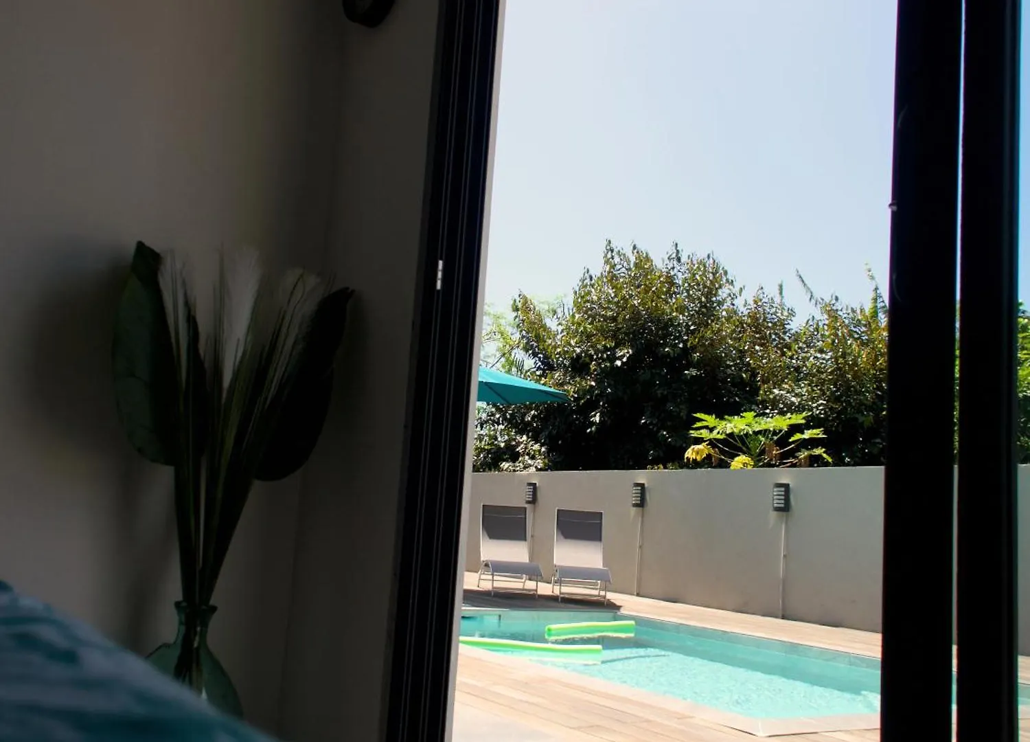 Moea Lodge Tahiti Pirae Bed & Breakfast