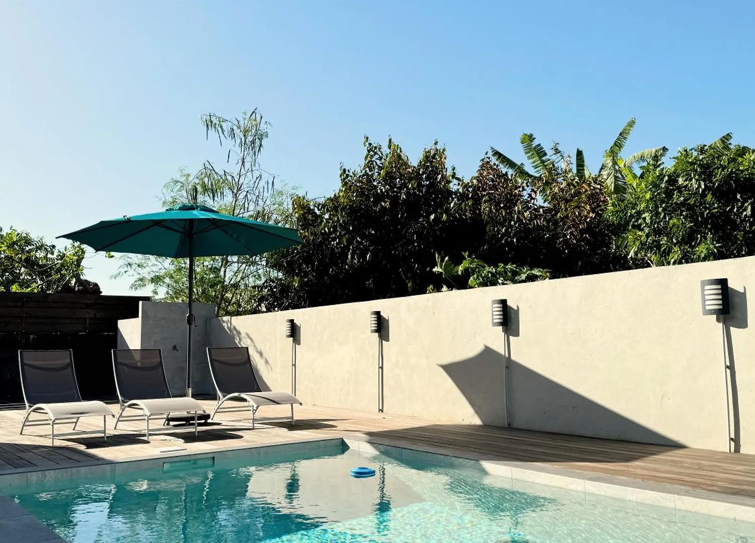 Moea Lodge Tahiti Pirae Bed & Breakfast